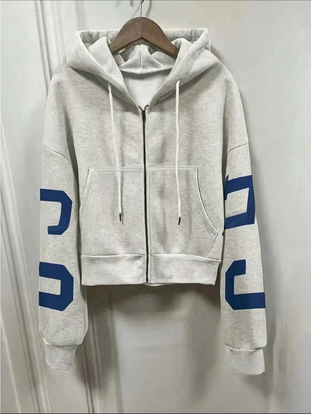 Oversized Cropped Zip Hoodie Fleece Lined Varsity Graphic Streetwear L NWOT - Picture 5 of 11